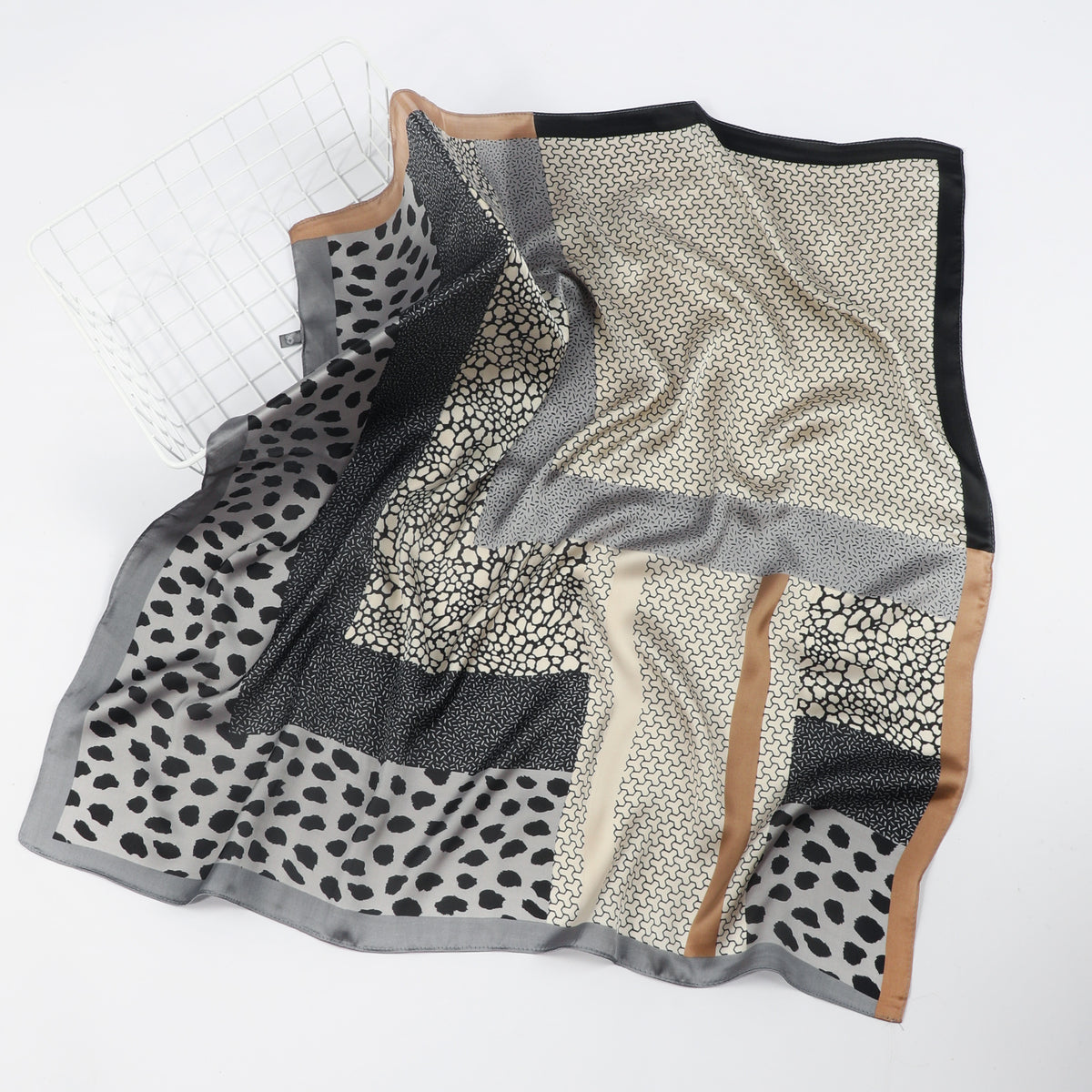Men's Leopard Spotted Square Scarf for Daily Style