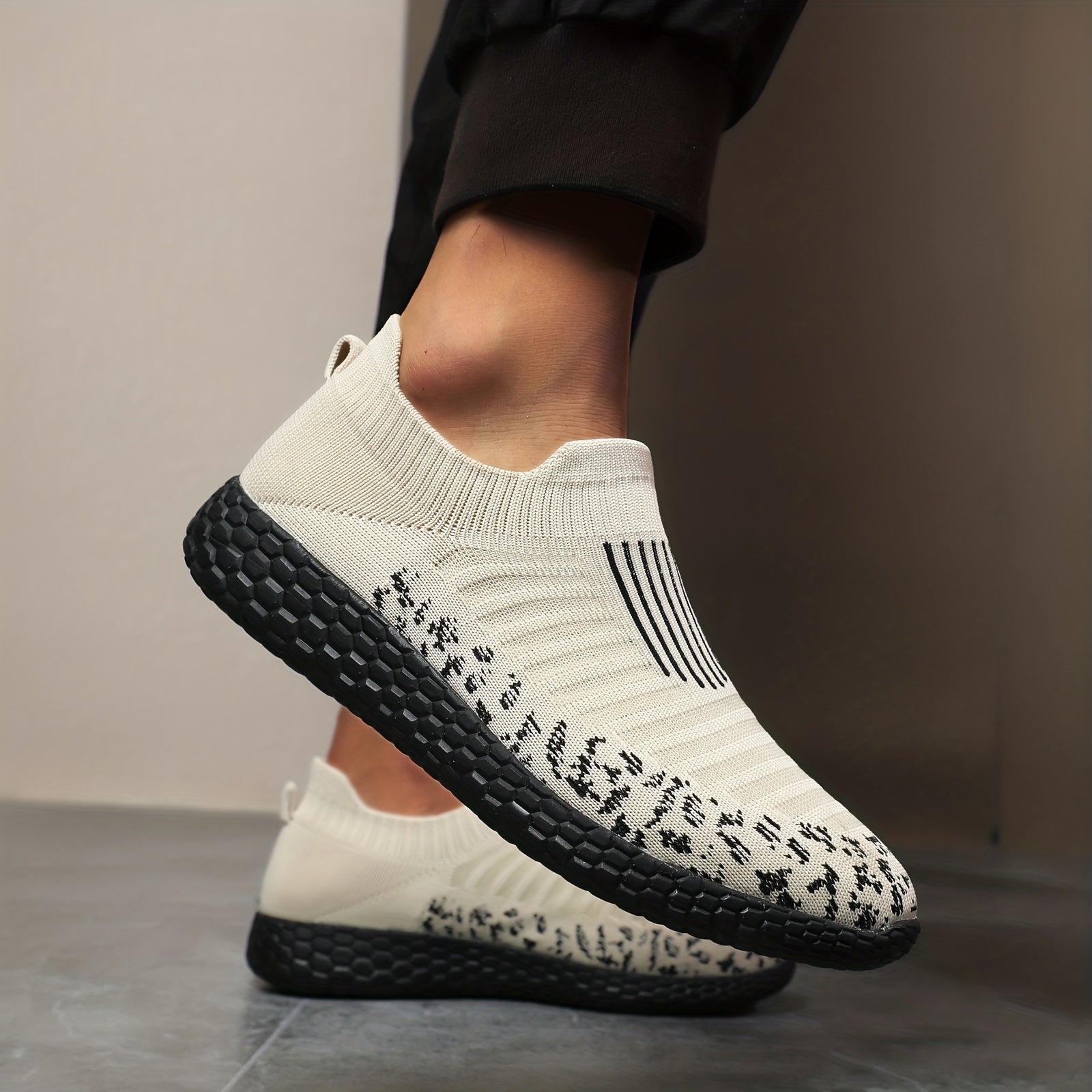 Men's Lightweight Slip on Athletic Walking Shoes