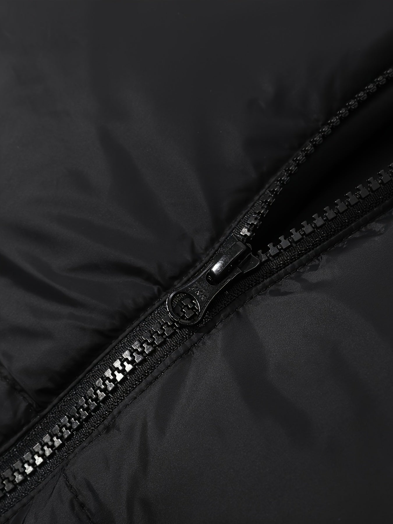 Men's Duck Down Jacket Windproof Hooded Puffer Coat