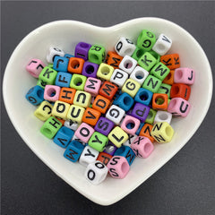 100pcs Colorful Letter Acrylic Beaded Accessory