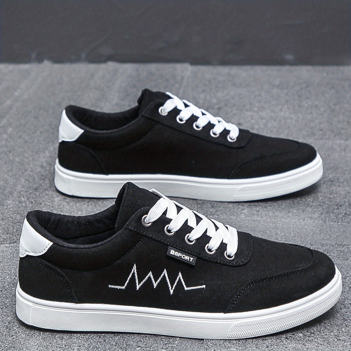 Men's Canvas Lace-up Sneakers with Good Grip