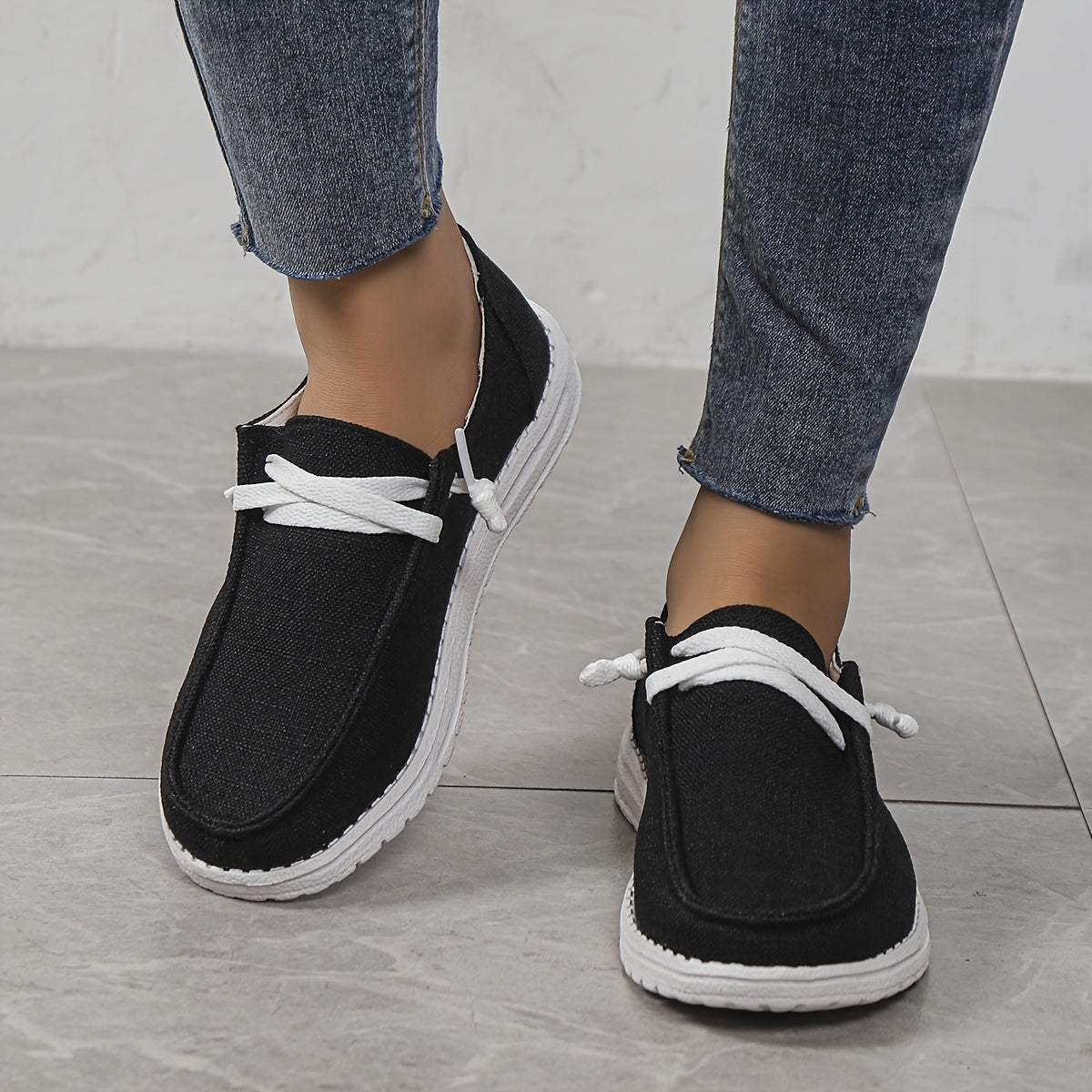 Women's Lace Up Lightweight Shoes Minimalist Low Top Sneakers