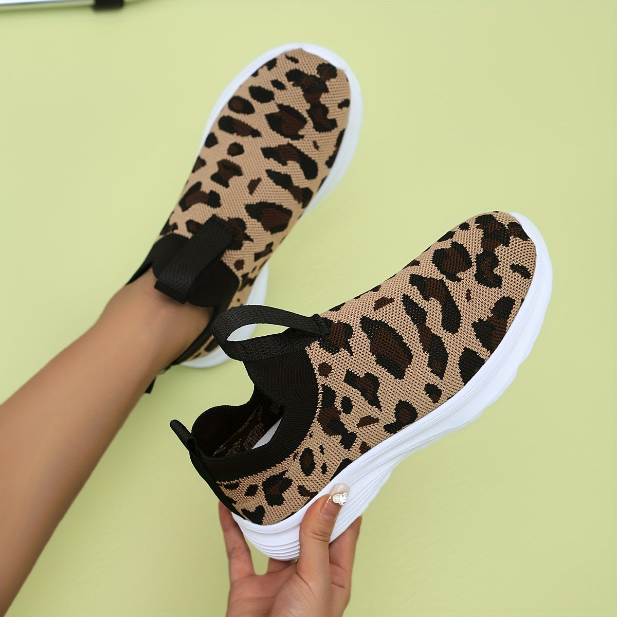 Leopard Pattern Mesh Tennis Sports Shoes Lightweight Non slip Outdoor Sneakers