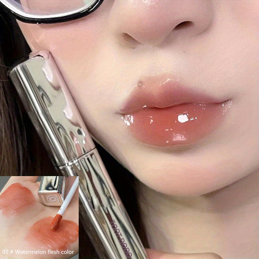 Moisturizing Lip Glaze with Lustrous Finish