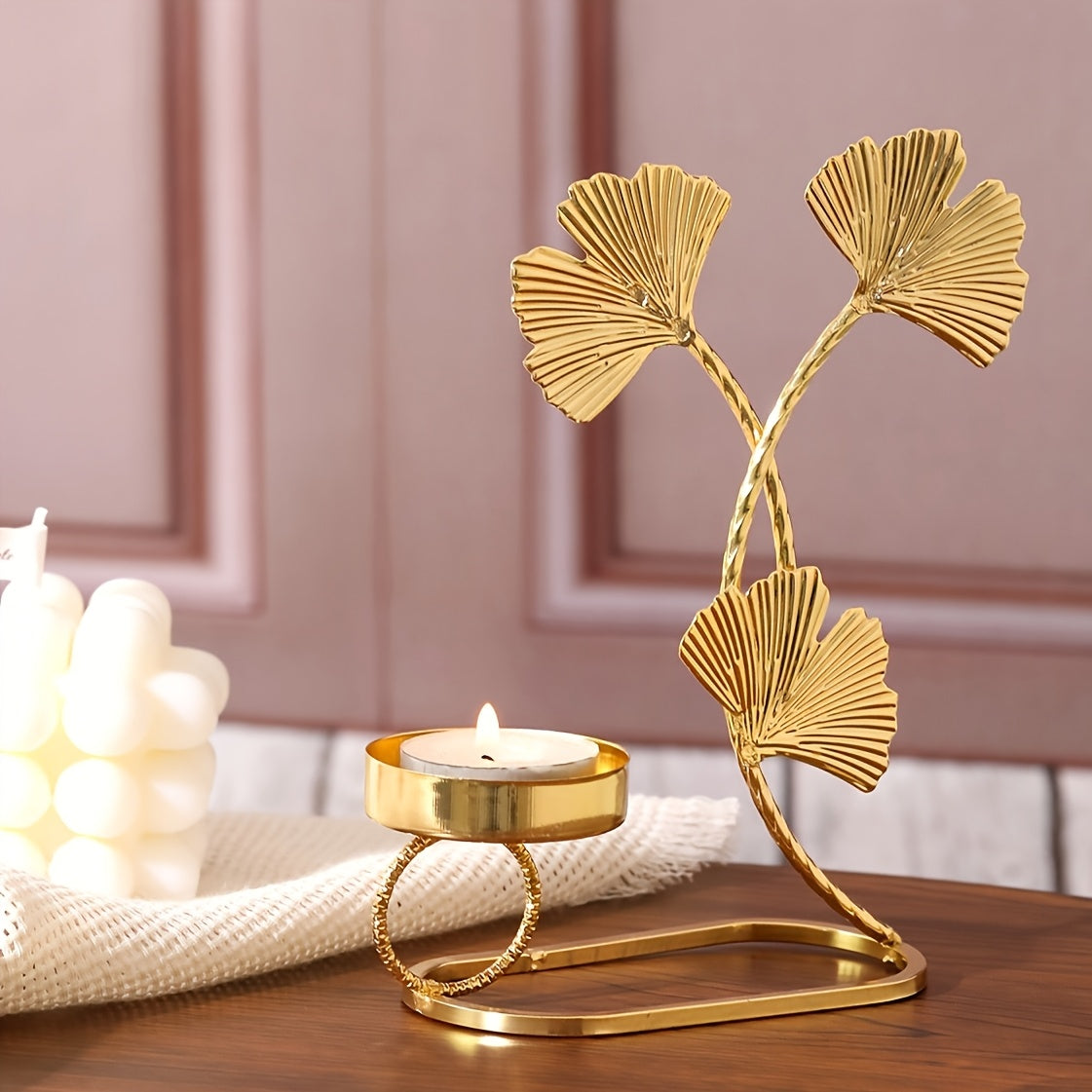 Iron Apricot Leaf Candle Holder for Tabletop Display