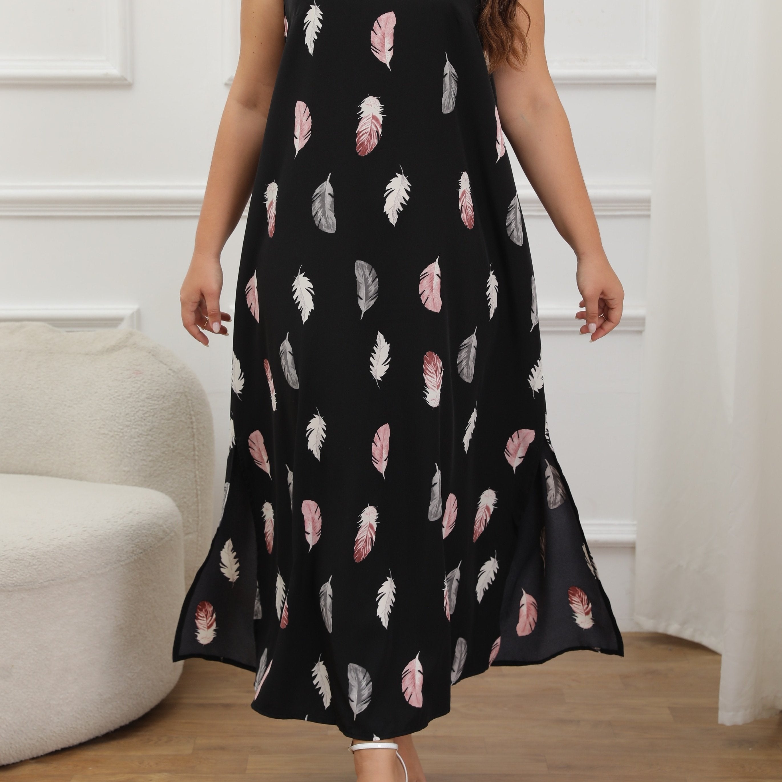 Feather Print Round Neck Split Maxi Dress