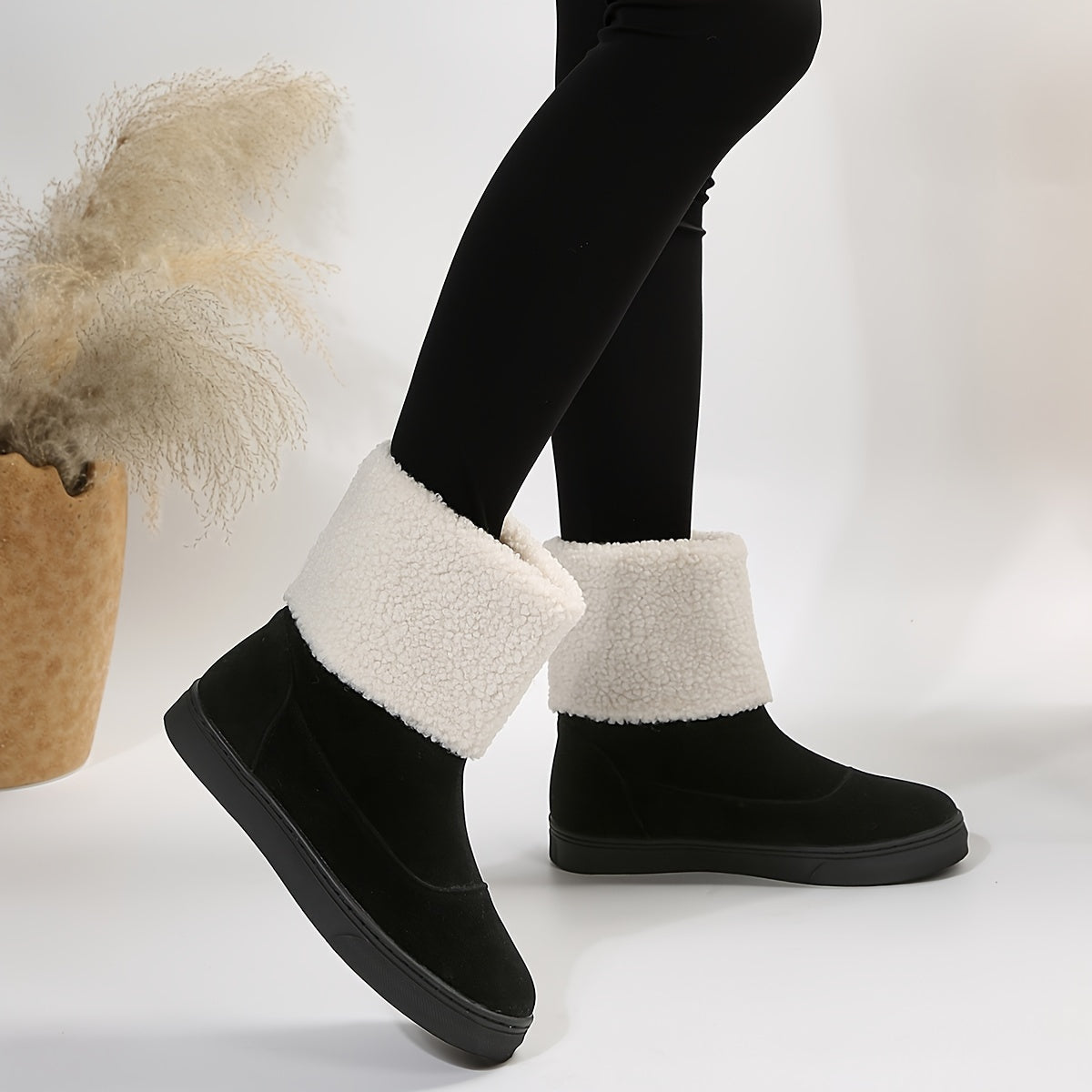Women's Snow Boots Faux Fur Lined Slip On Outdoor Shoes