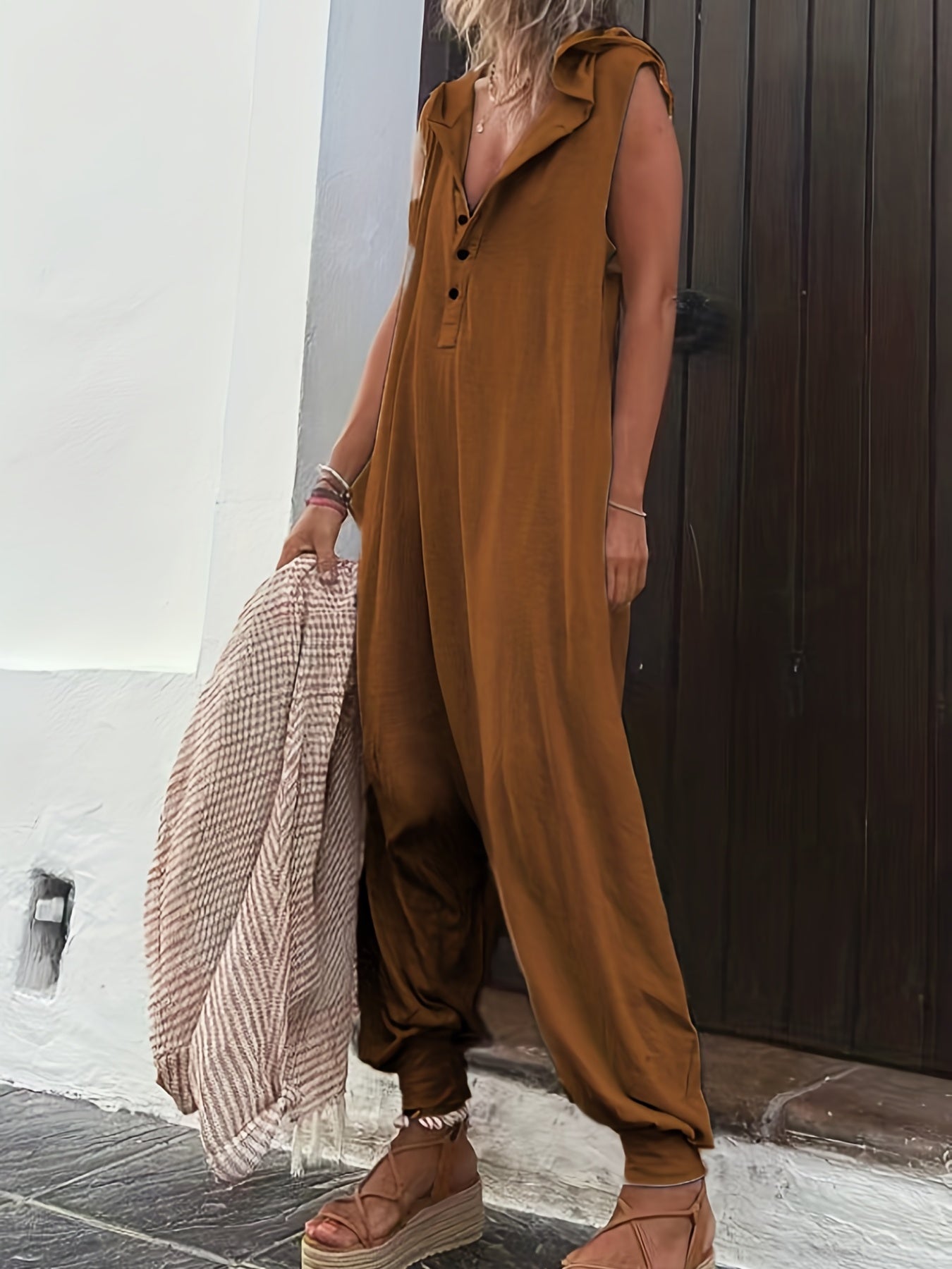 Solid Sleeveless Button Front Jumpsuit With Pockets