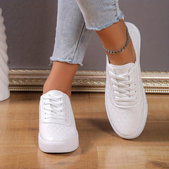 Women's Plaid Lace-Up Low Top Sneakers