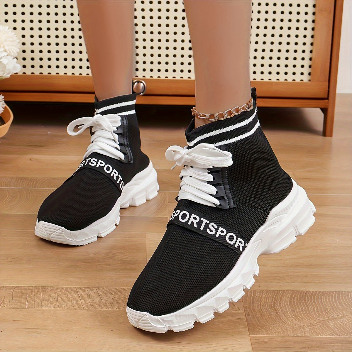 Women's Letter Pattern Woven Running Shoes