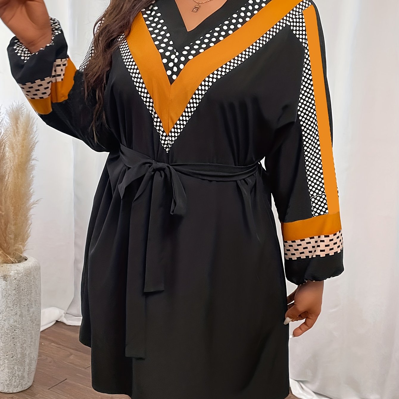  Dot Print Lantern Sleeve V Neck Dress With Belt