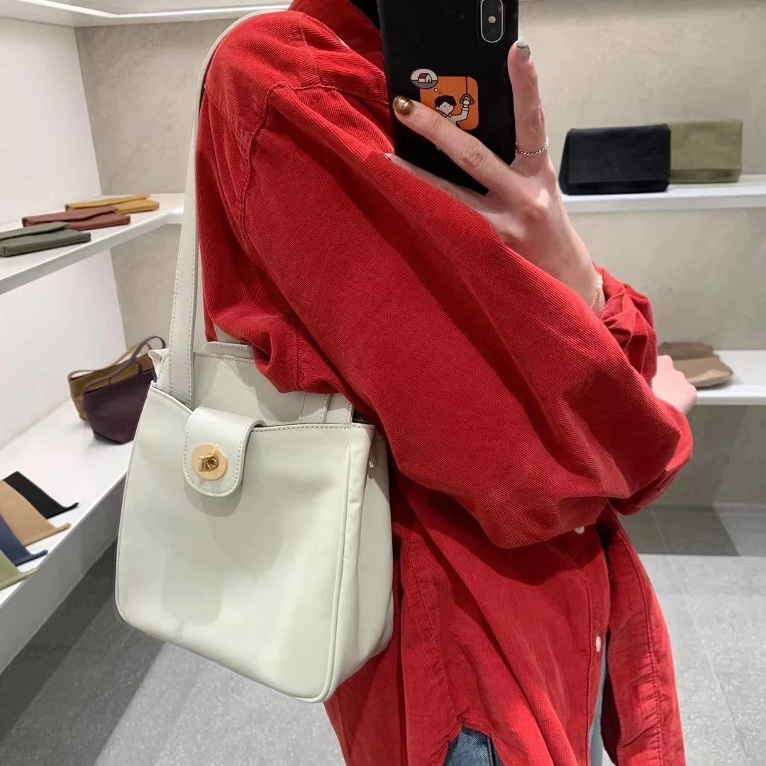 Soft Leather Bucket Handbag for Women Large Capacity Shoulder Bag