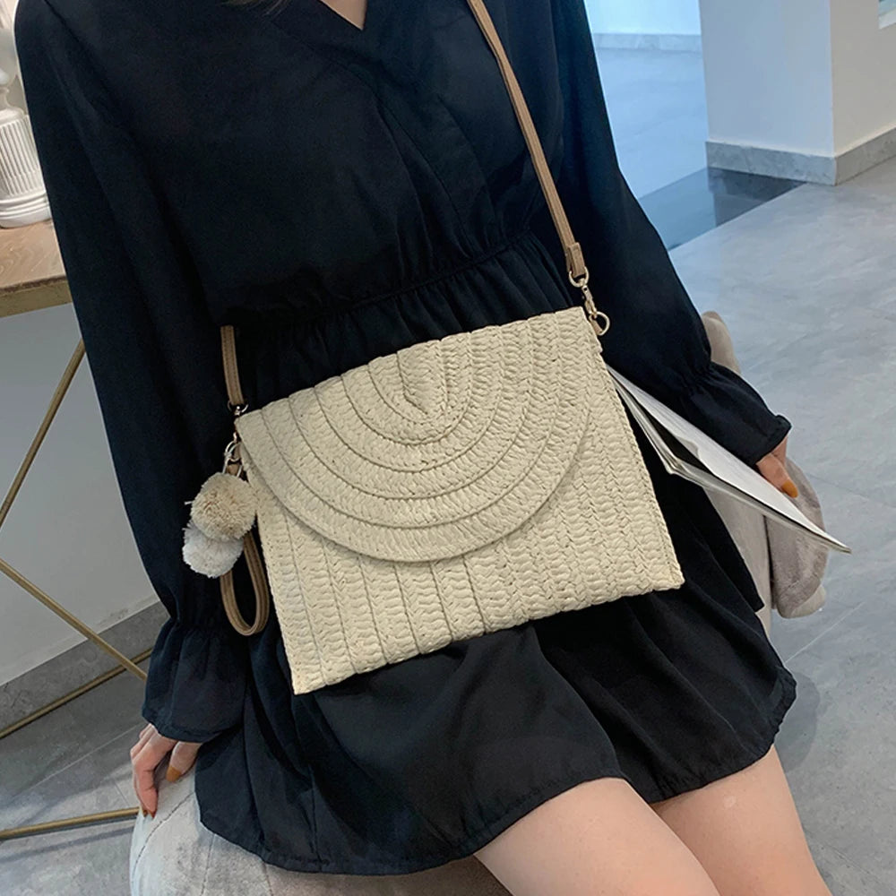 Envelope Crossbody Bag Straw Handbag Retro Classic Shoulder Pack for Women