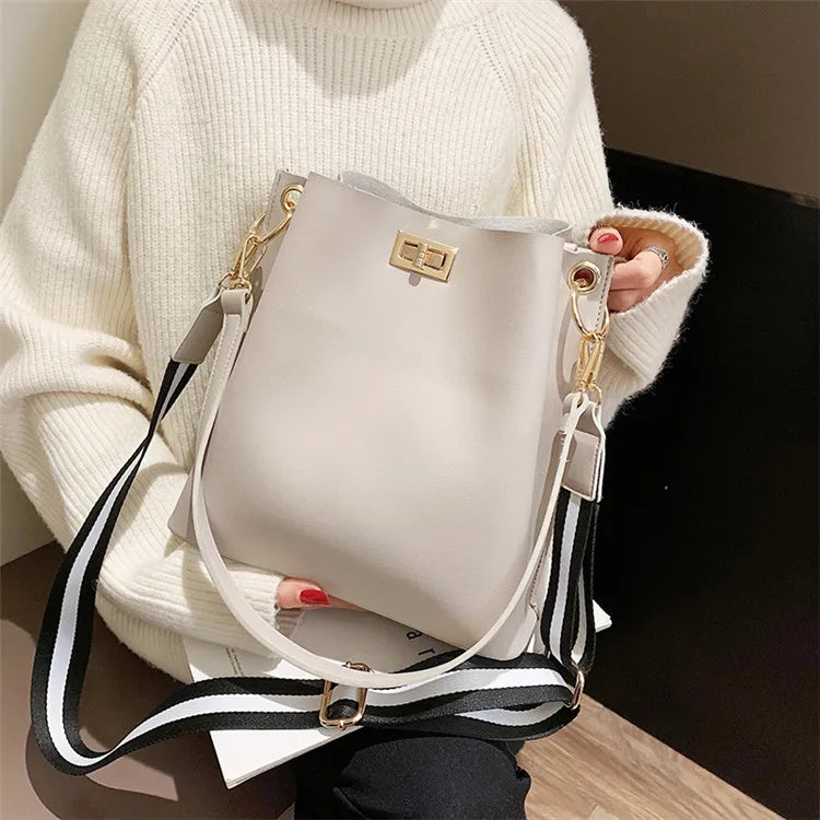 Women PU Leather Handbag Shoulder Messenger Bag Large Capacity Solid Bucket Bag
