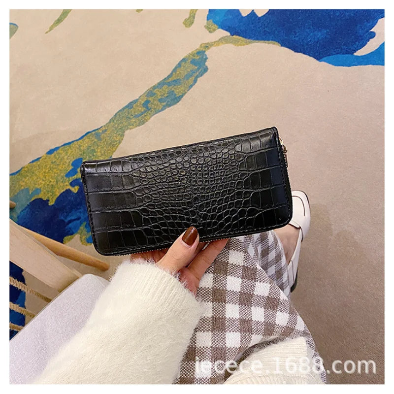Crocodile Pattern Clutch Women's Wallet Long Zip Wallet Purse