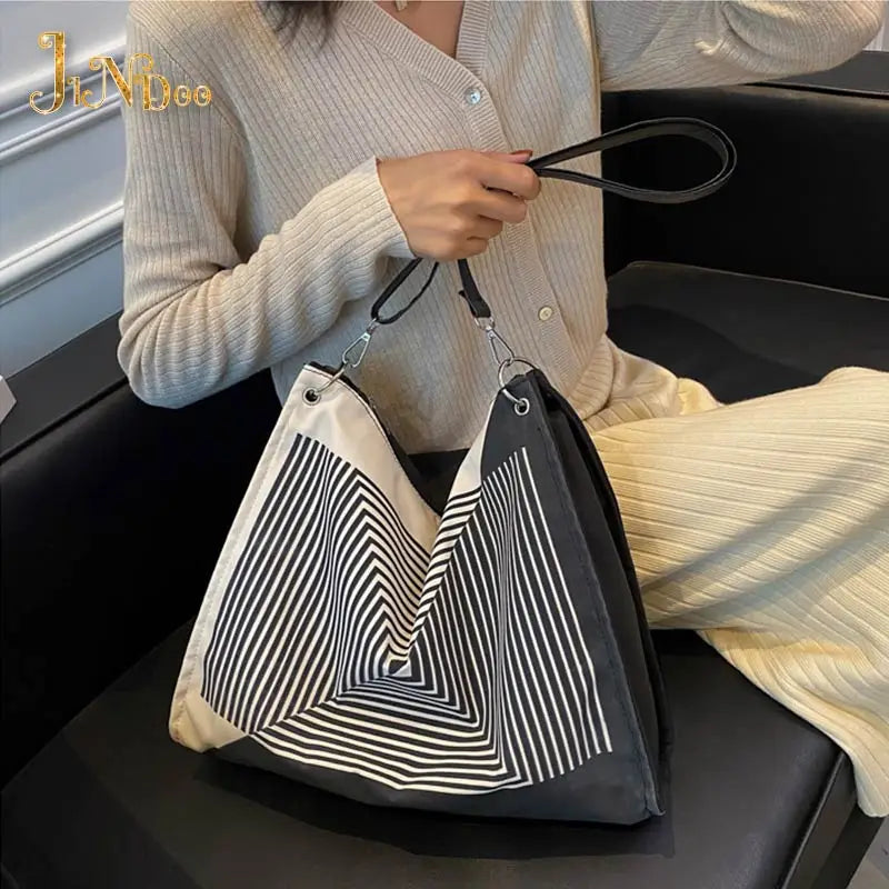 Vintage Large Capacity Women Shoulder Bag Space Pad Canvas Tote Female Handbags