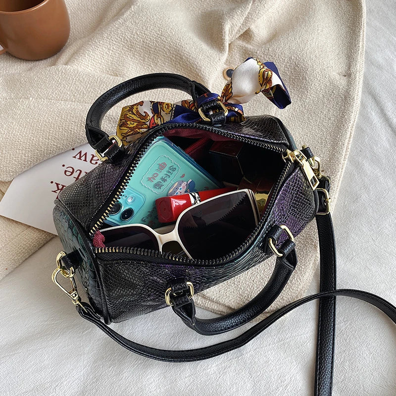 Snake Pattern Leather Ladies Shoulder Bag Soft PU Shoulder Strap Adjustable