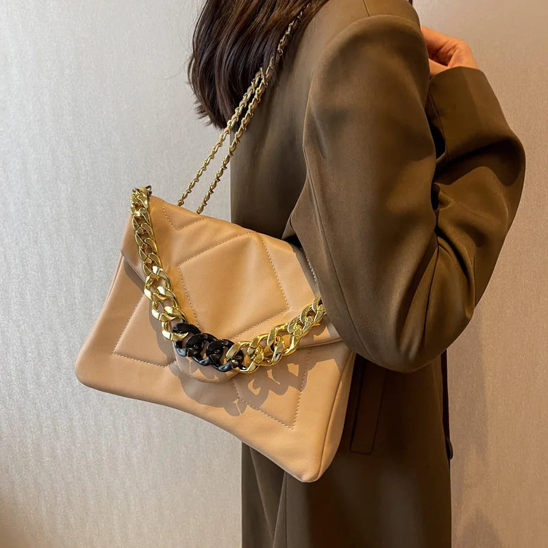Vintage Lady's Chain Messenger Bag French Style Female Handbag