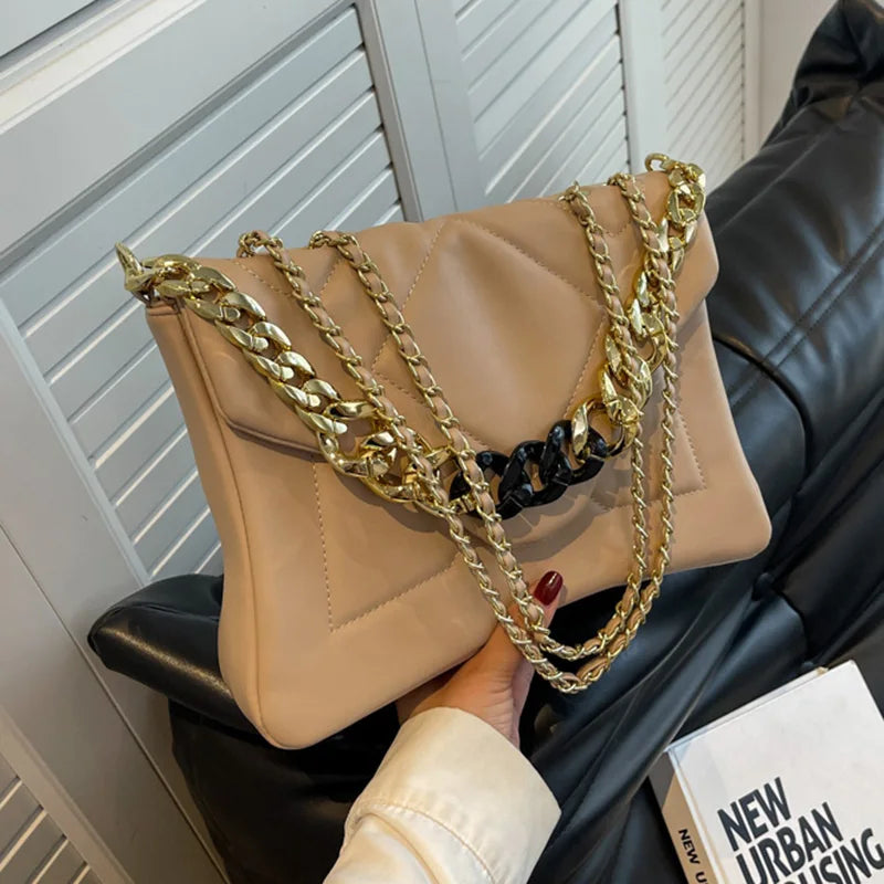 Vintage Lady's Chain Messenger Bag French Style Female Handbag