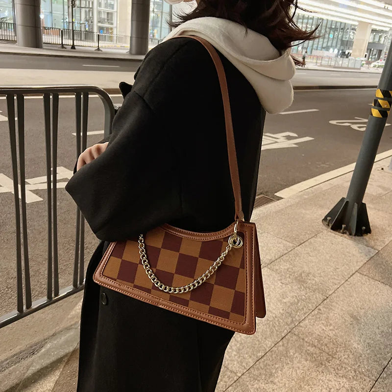 Women Checkerboard Pattern Half Moon Crossbody Bag