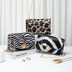Small Women Bags Chain Shoulder Bag Hit Stitching Mini Square Bag Purse