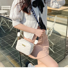 Women Small Messenger Bag Lingge Embroidery Female Shoulder Chain Phone Purse