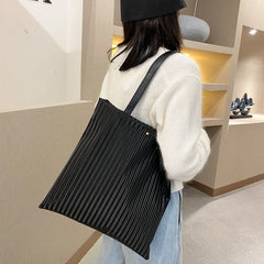 Texture Girl Tote Bag Large Capacity Shoulder Bag Women's Handbag
