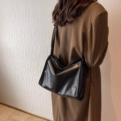 Soft Leather Women Bag Elegant Messenger Bag