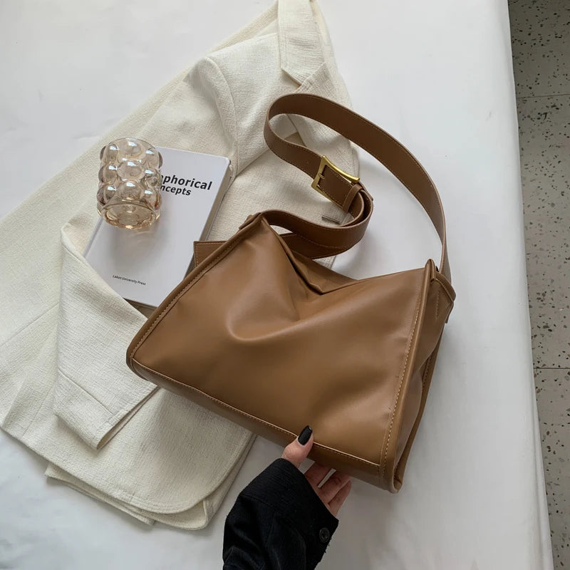 Soft Leather Women Bag Elegant Messenger Bag
