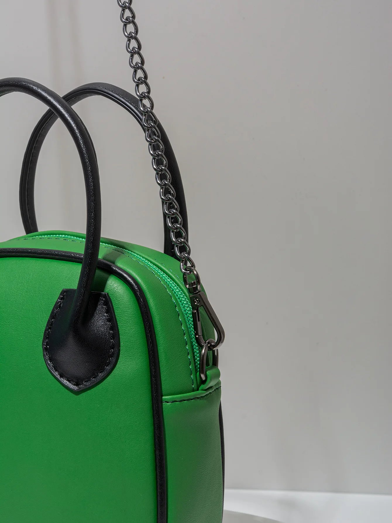 Sport Camera Bag Crossbody Phone Chain Bar
