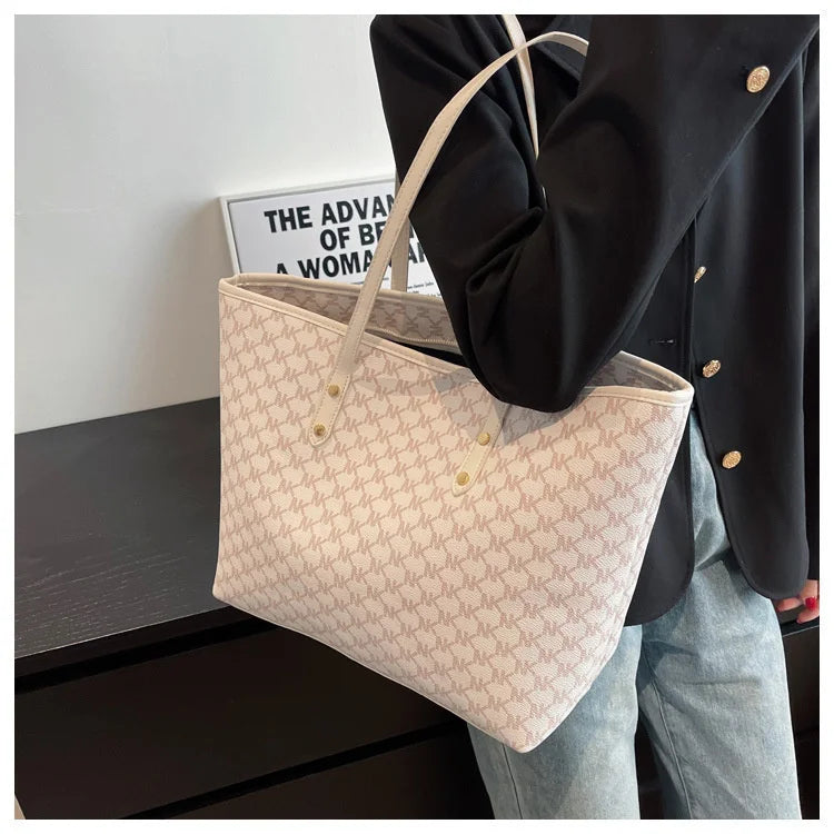 Large Capacity Office Lady Shoulder Bag for Commuting and Holiday Parties