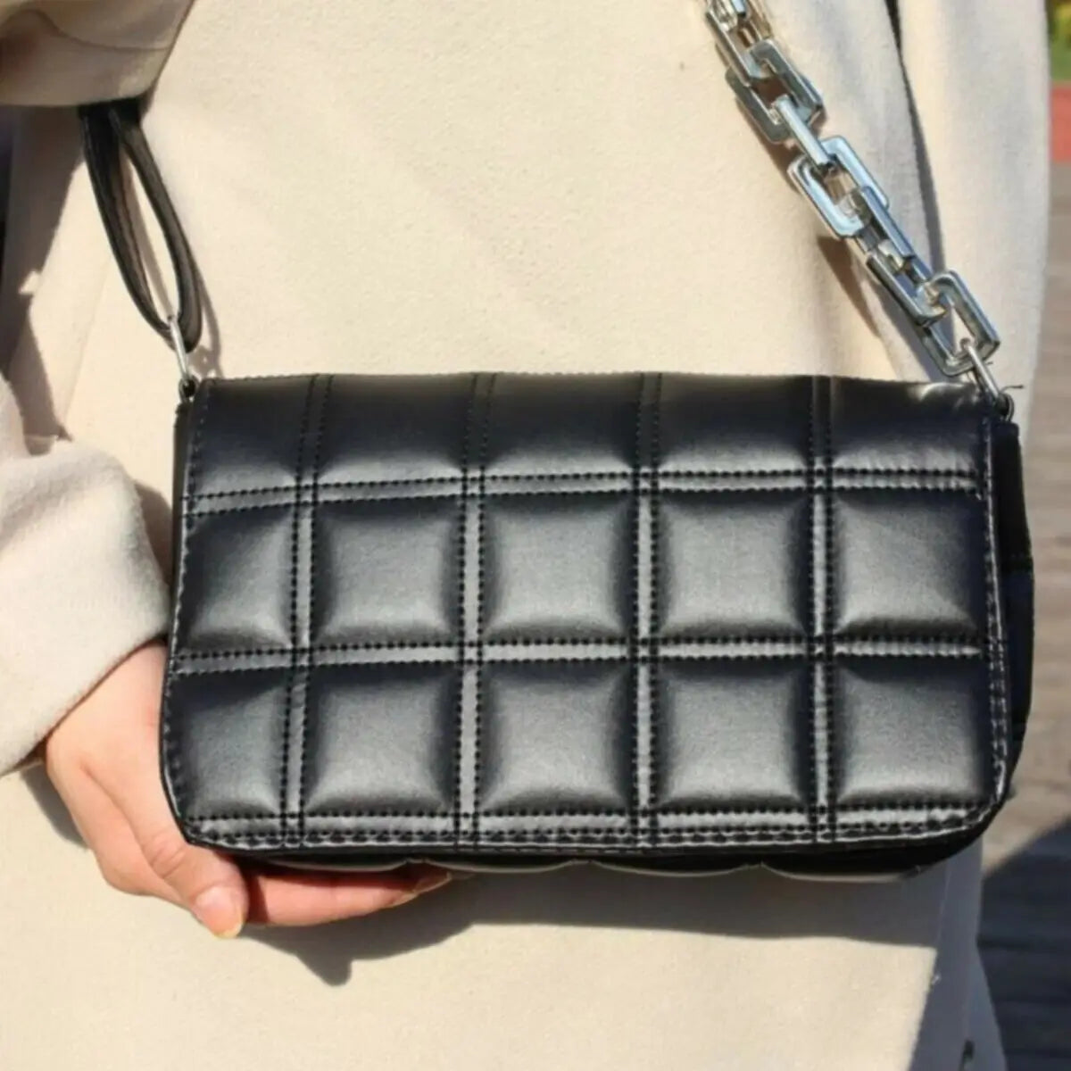 Women's Embroidered Leather Hand and Shoulder Bag