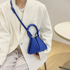 Large Capacity Tote Shoulder Bag Folding Magnetic Buckle Bucket Bag