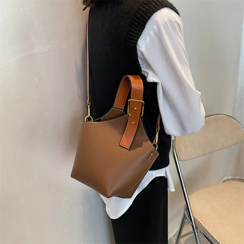 Women's Shoulder Messenger Bag Large Capacity Tote Bucket Bag