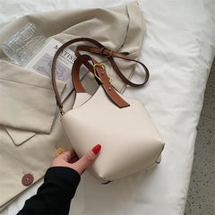 Women's Shoulder Messenger Bag Large Capacity Tote Bucket Bag