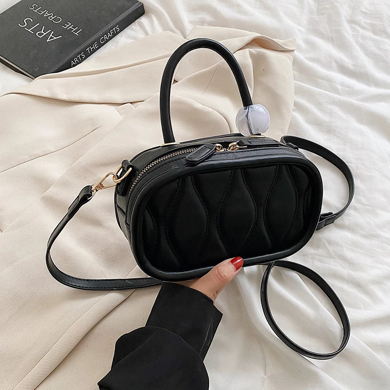 Wavy Embroidery Thread Shoulder Bag Top-handle Bag Purses Sac