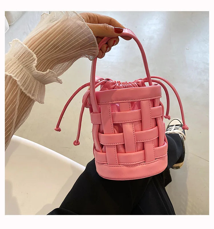Fashionable Small Bucket Shoulder Messenger Bag