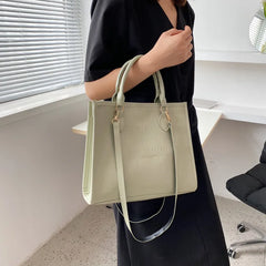 Stylish Mini Messenger Bear Bag for Women
