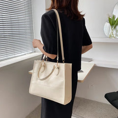 Stylish Mini Messenger Bear Bag for Women