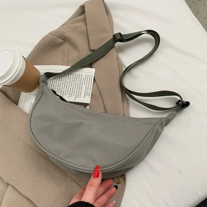 Nylon Messenger Shoulder Bag Lightweight All-match Small Bag