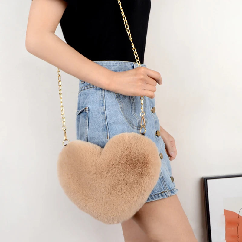 Plush Women's Peach Heart Love Shoulder Bag