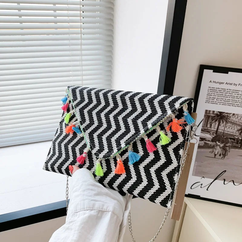 Ethnic Stripe Chain Shoulder Diagonal Bag