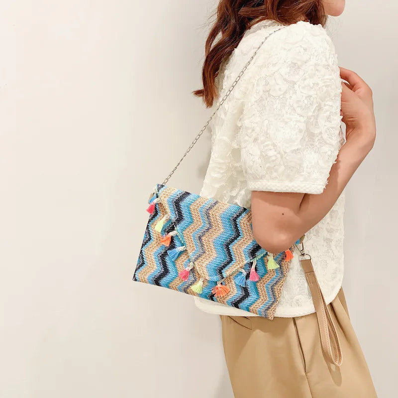 Ethnic Stripe Chain Shoulder Diagonal Bag