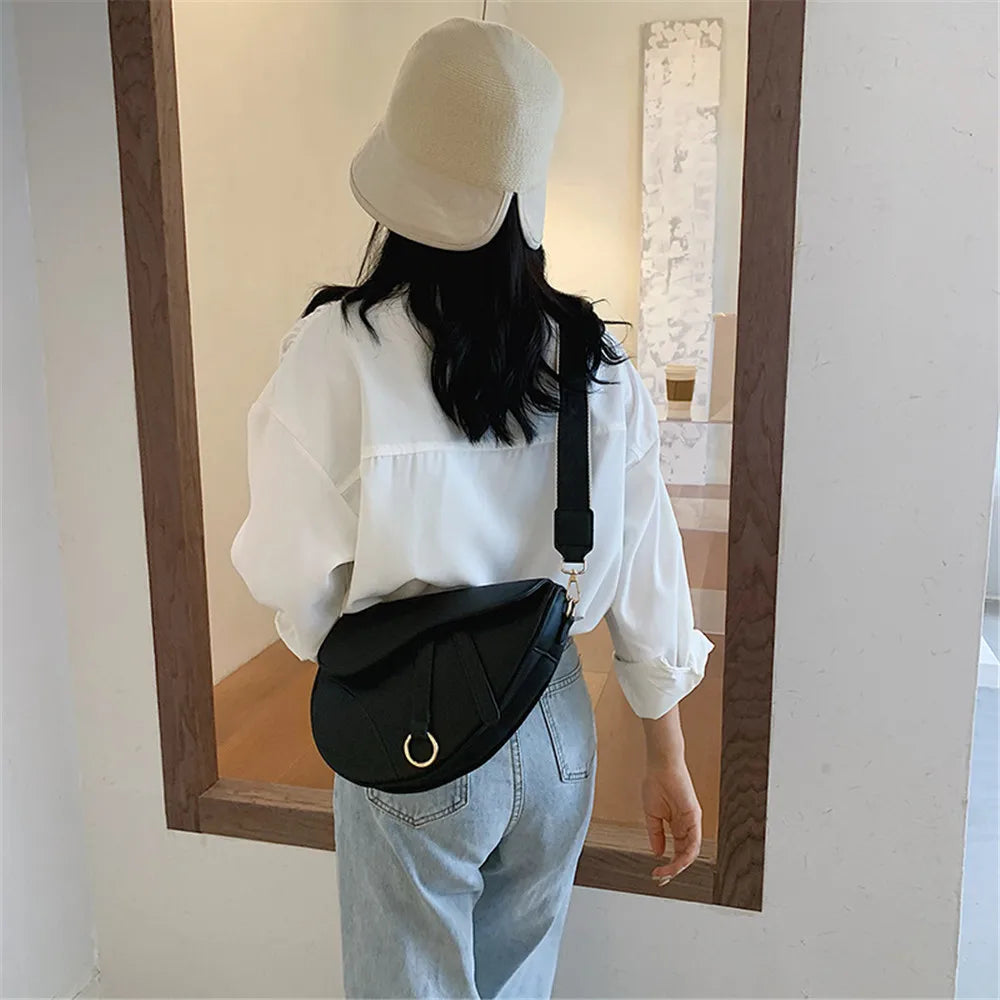 Women's Saddle Bag Pu Solid Diagonal Lady Handbags