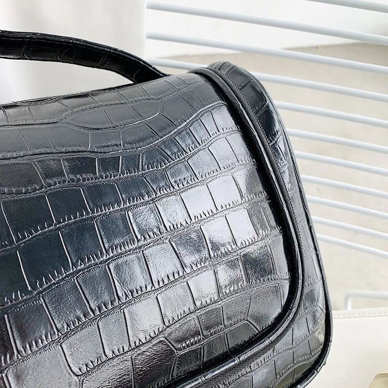 Women's Crocodile Pattern Makeup Storage Bag