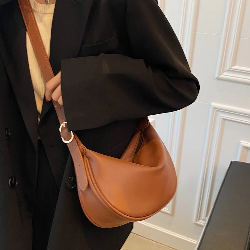 Women's Retro Solid PU Shoulder Bag Dumpling Bag