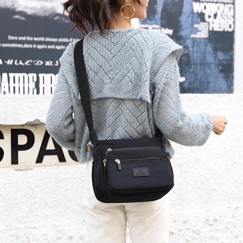 Women's Canvas Messenger Bag Large Capacity Shoulder Bag