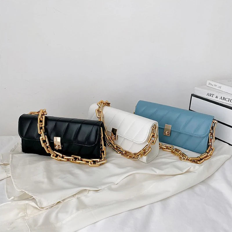Quilted Flap Shoulder Bag Retro Handbag Metal Chain Small Purse