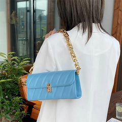 Quilted Flap Shoulder Bag Retro Handbag Metal Chain Small Purse