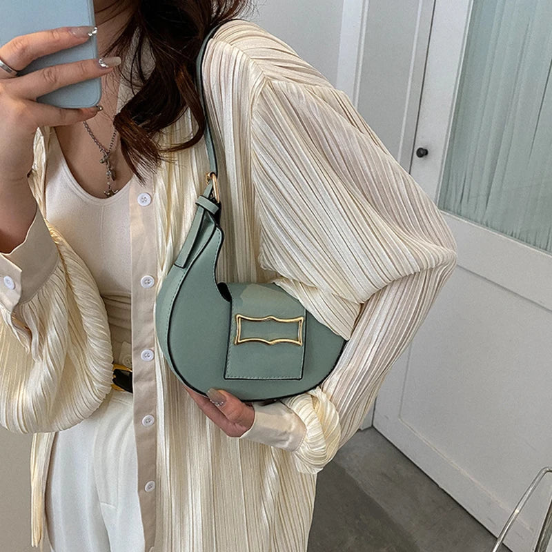 Solid Metal Buckle Shoulder Bag Foreign Casual Texture Handbag